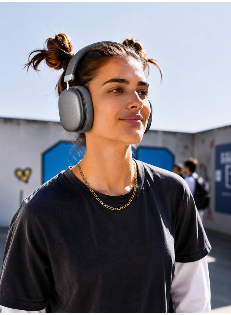 سماعات رأس لاسلكية بتقنية البلوتوث JB650 – مشغلات صوت قوية بحجم 40 مم توفر صوتاً ستيريو غنياً بجهير (Bass) عميق، ميكروفون مدمج لمكالمات واضحة، شحن سريع عبر منفذ Type-C، دعم توصيل AUX وبطاقات TF، تقنية الشريحة الذكية لأداء مستقر، تصميم مريح يغطي الأذن بالكامل، صوت بزمن انتقال منخفض للموسيقى والألعاب، عمر بطارية طويل، مثالية للترفيه اليومي – اللون الرمادي. - Image 5