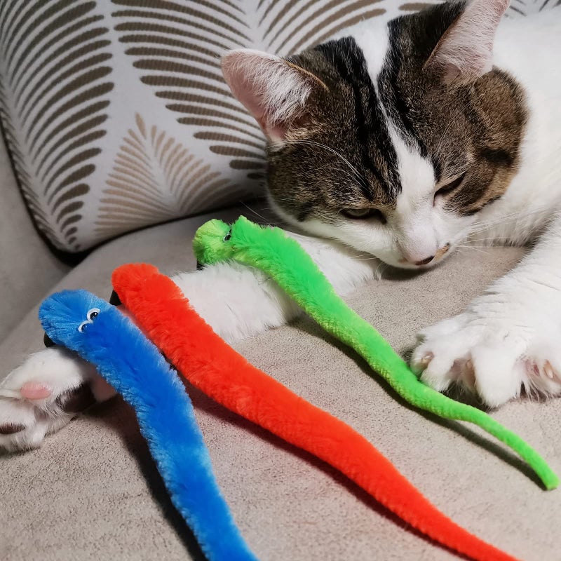 TIENAILING Cat Feather Toys Refills, 10 Pieces Worms Feathers Refills, Cat Wand Replacement Feathers Toy for Indoor Cats - Image 3