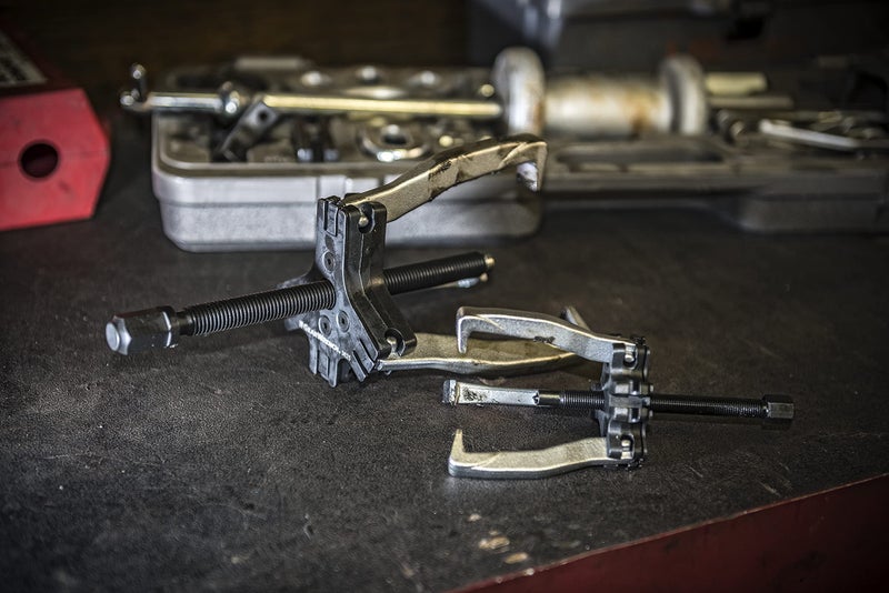 GEARWRENCH 10 Way Slide Hammer Puller Set - 41700D - Image 4