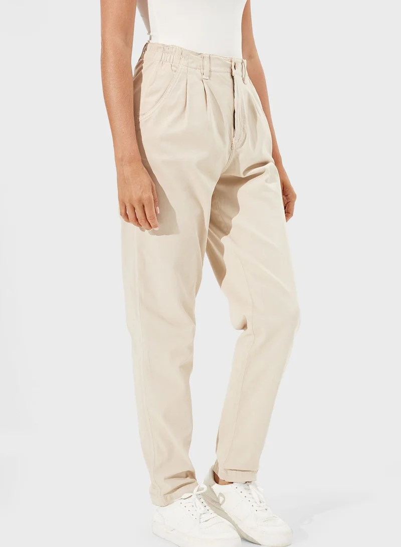 American Eagle Roll Hem Mom Jeans
