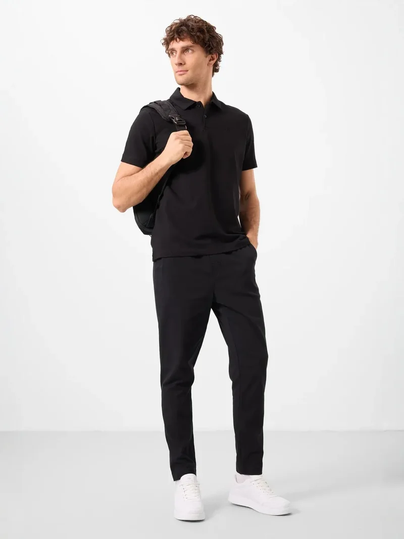 تومي لايف TOMMY Men's Straight-leg Gabardine Chinos