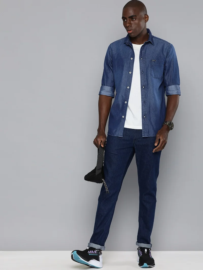 شركة المرآب الهندية Men Slim Fit Solid Full Sleeves Cutaway Collar Casual Denim Shirt