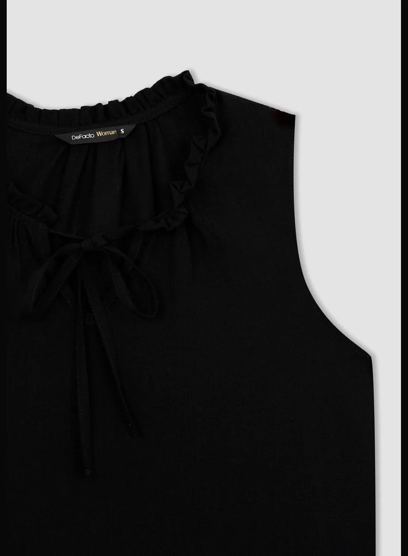 DeFacto Sleeveless Blouse