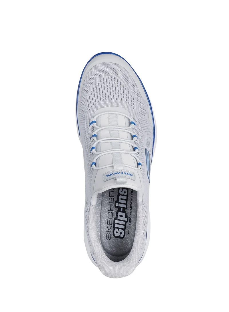 SKECHERS Summits