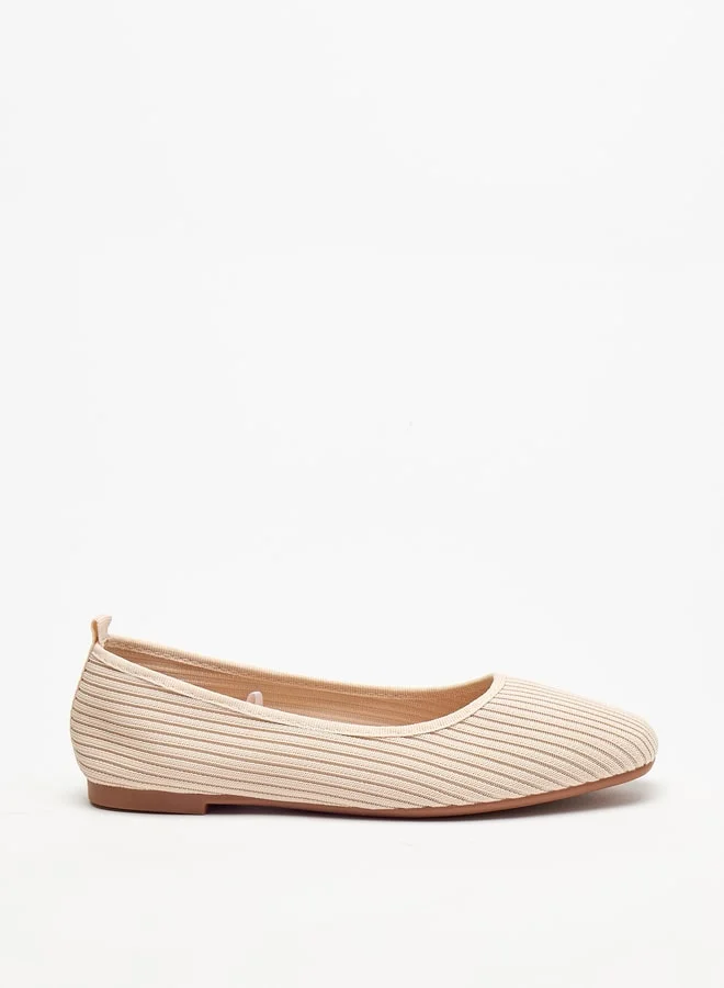سيليست Women's Textured Square Toe Ballerina Shoes