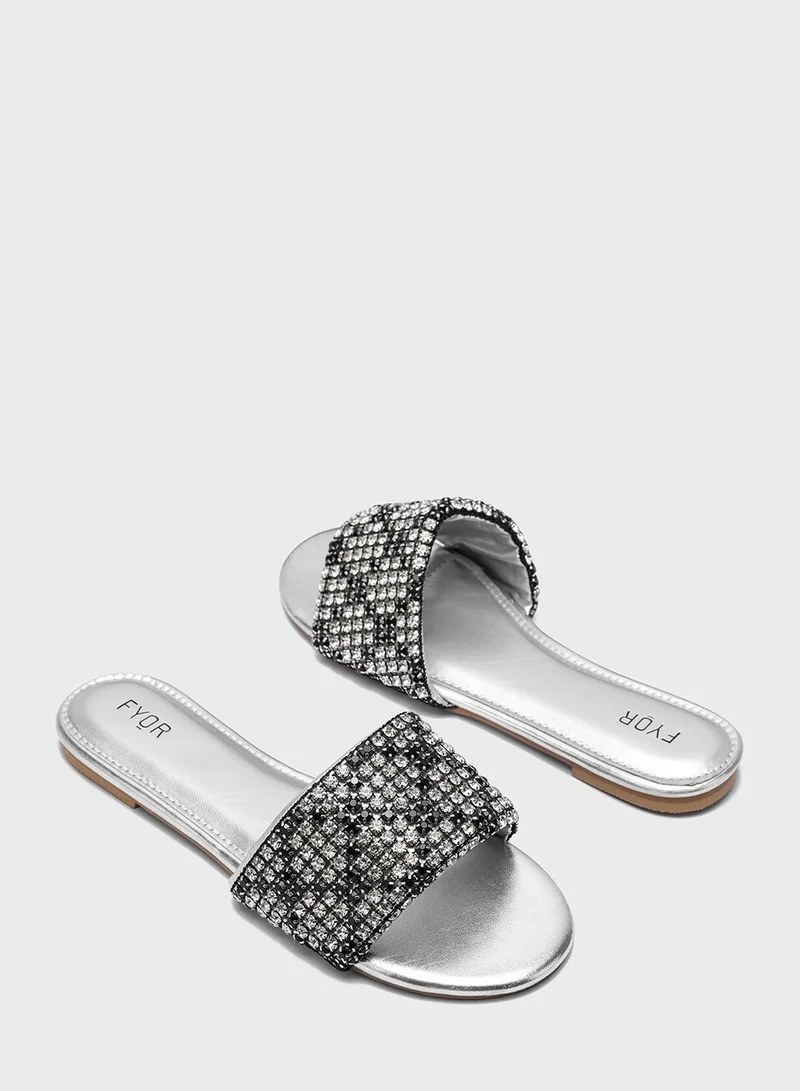 FYOR Quilted Strap Sandals