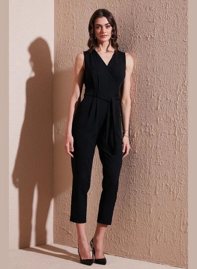 ليلا جمبسوت نسائي ليلا بقصة مستقيمة ضيقة وحزام مزدوج الصدر