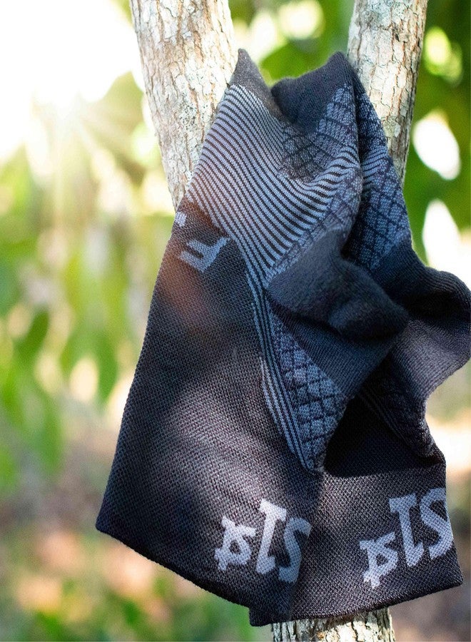 OS1st FS4 Plantar Fasciitis Socks Merino Wool Crew treats and prevents plantar fasciitis, heel and arch pain reduces swelling (US, Alpha, Medium, Regular, Regular, Black Qtr Crew) - Image 3