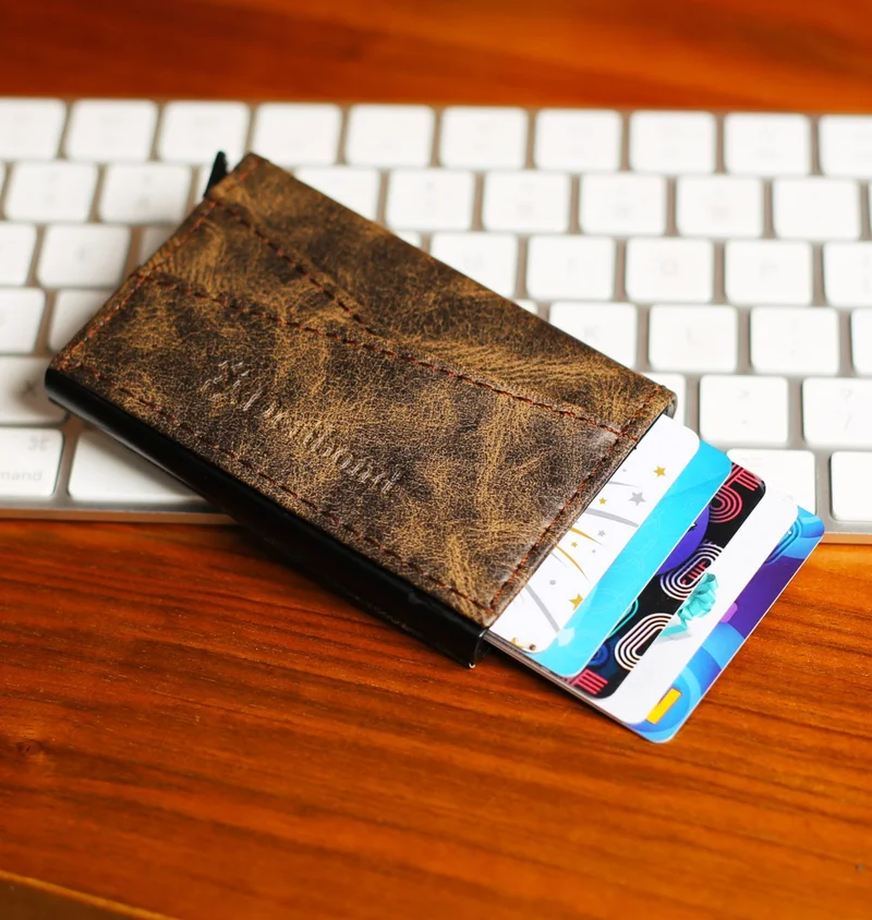 Deribond Crazy Leather Men's Card Holder with Mechanism