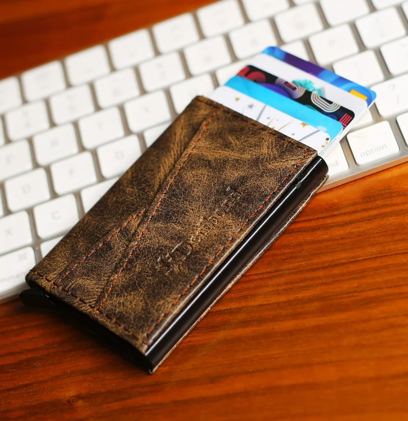 Deribond Crazy Leather Men's Card Holder with Mechanism