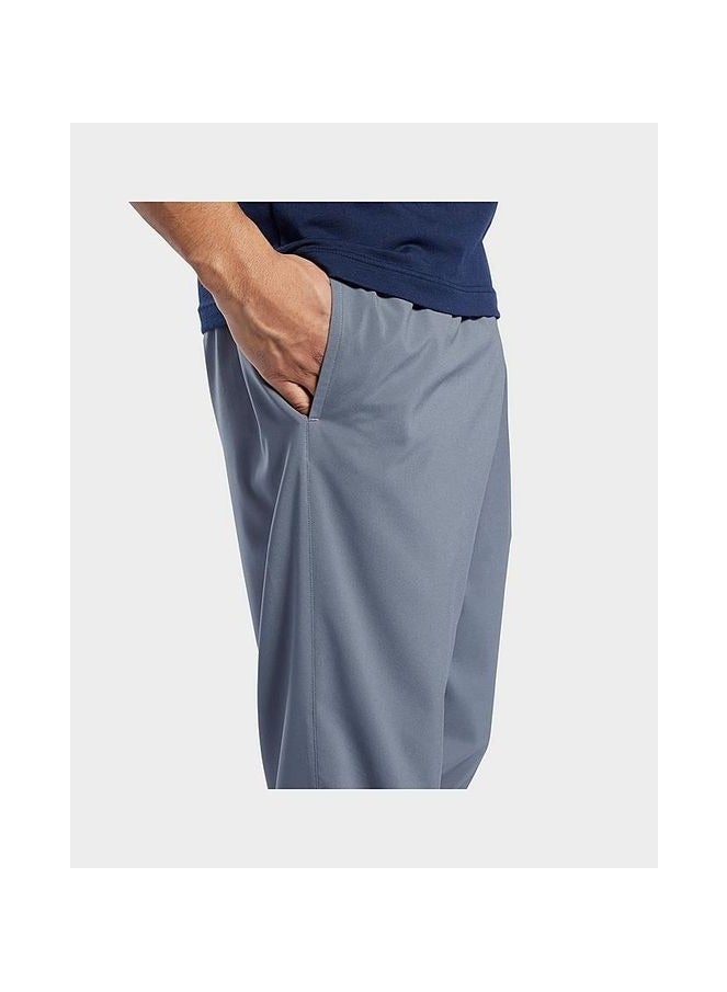 Reebok Training Essentials Woven Unlined Pants - Image 4