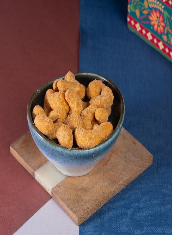 Jaiccha Ghasitaram Gifts Jaiccha Big Hamper Tray of Kaju Katlis, Crunchy Cashew, Flavour Raisins, Choco Almonds, and Pistachios| Gift Hamper| Diwali Gift Hamper|Food Hampers|Gourmet Hampers| - Image 3
