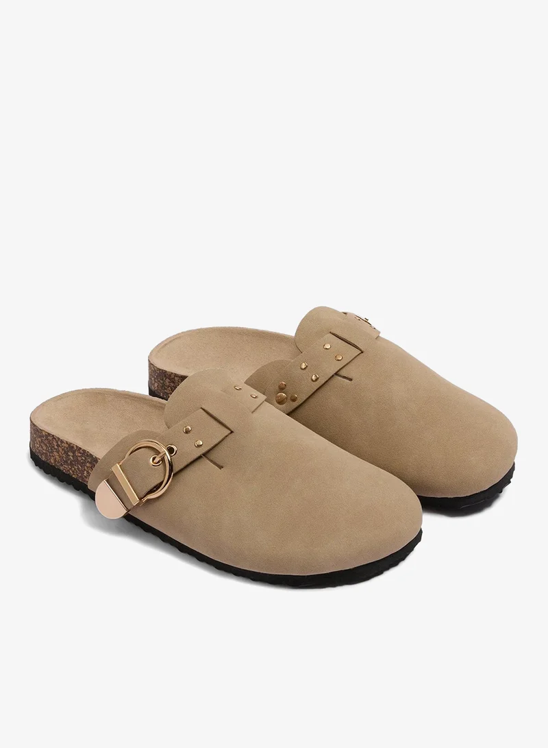 ماتلان صنادل مغلقة من الأمام بنعل داخلي بلون