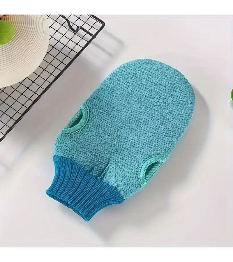 Green Double Sided Exfoliating Bath Gloves with Soft Brush Texture and Non Slip Grip - Image 5