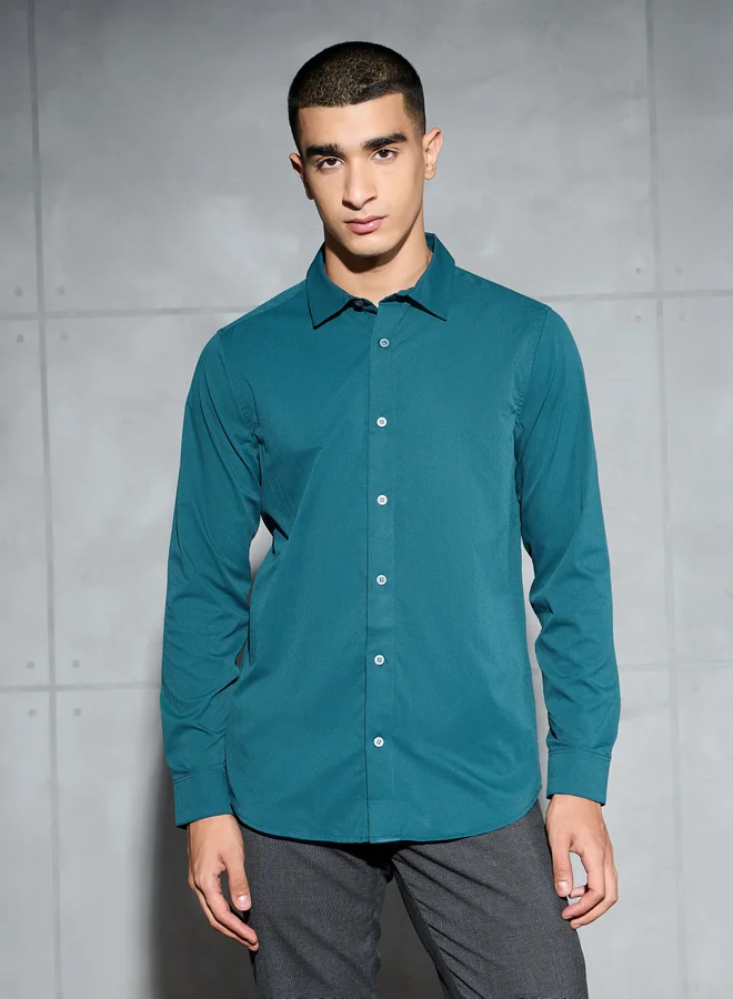 تكنوسبورت Technosport Men Solid Slim Fit Spread Collar Shirt