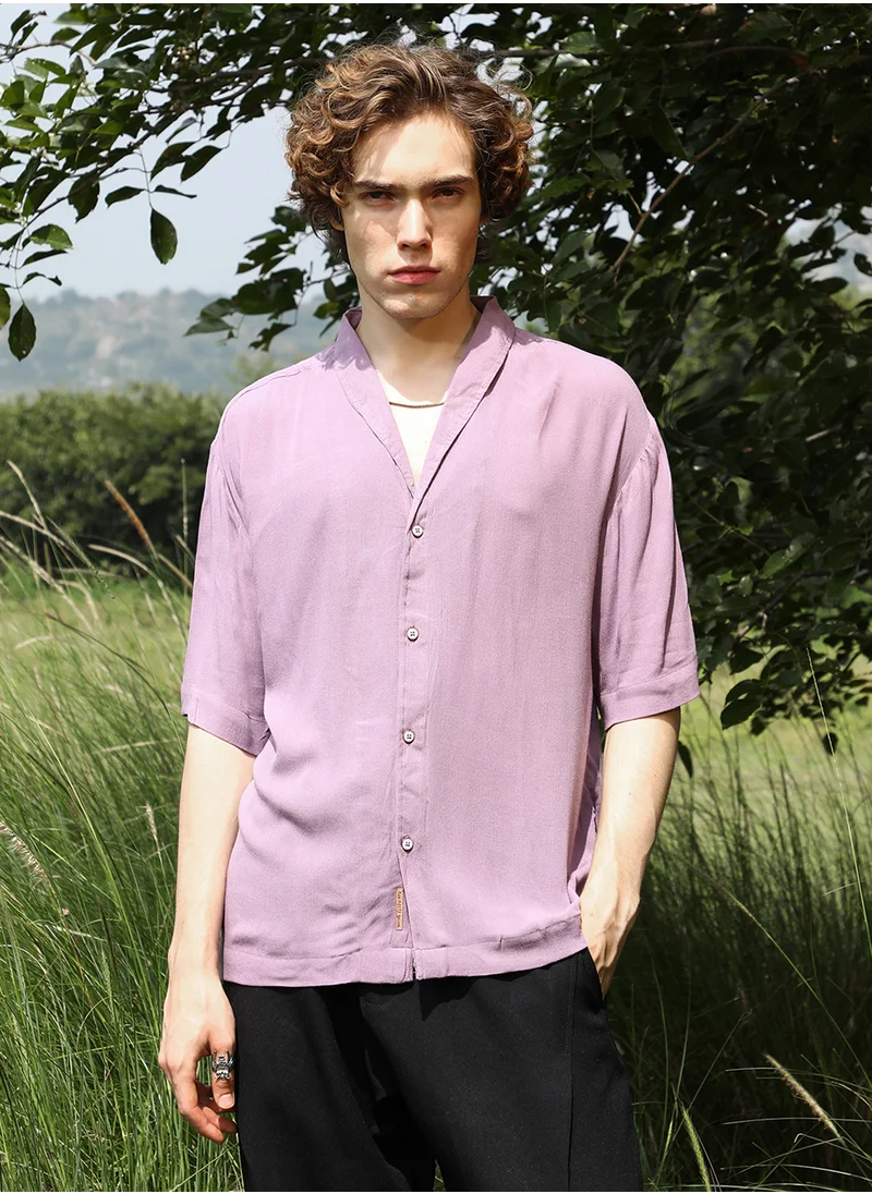 Campus Sutra Men's Mauve Purple Solid Breezy Shirt