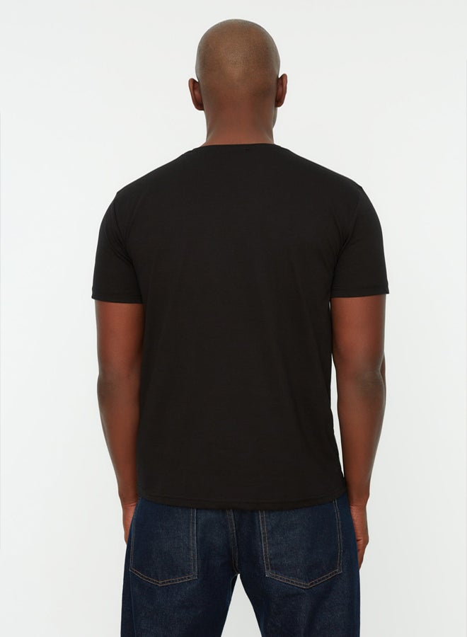 trendyol Black Basic Regular Cut Crew Neck Short Sleeve T-Shirt - Image 3