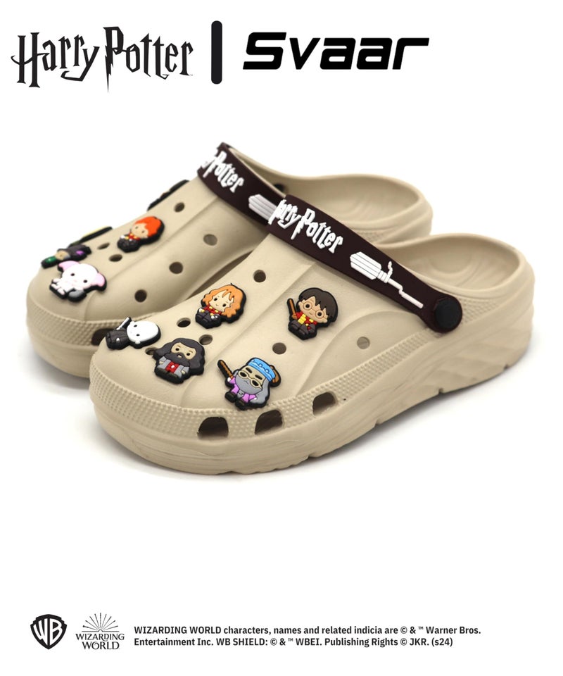 SVAAR x Harry Potter Men's Magical Clogs with 10 Authentic Harry Potter Charms Included and Adjustable Back Strap Beige - Image 3