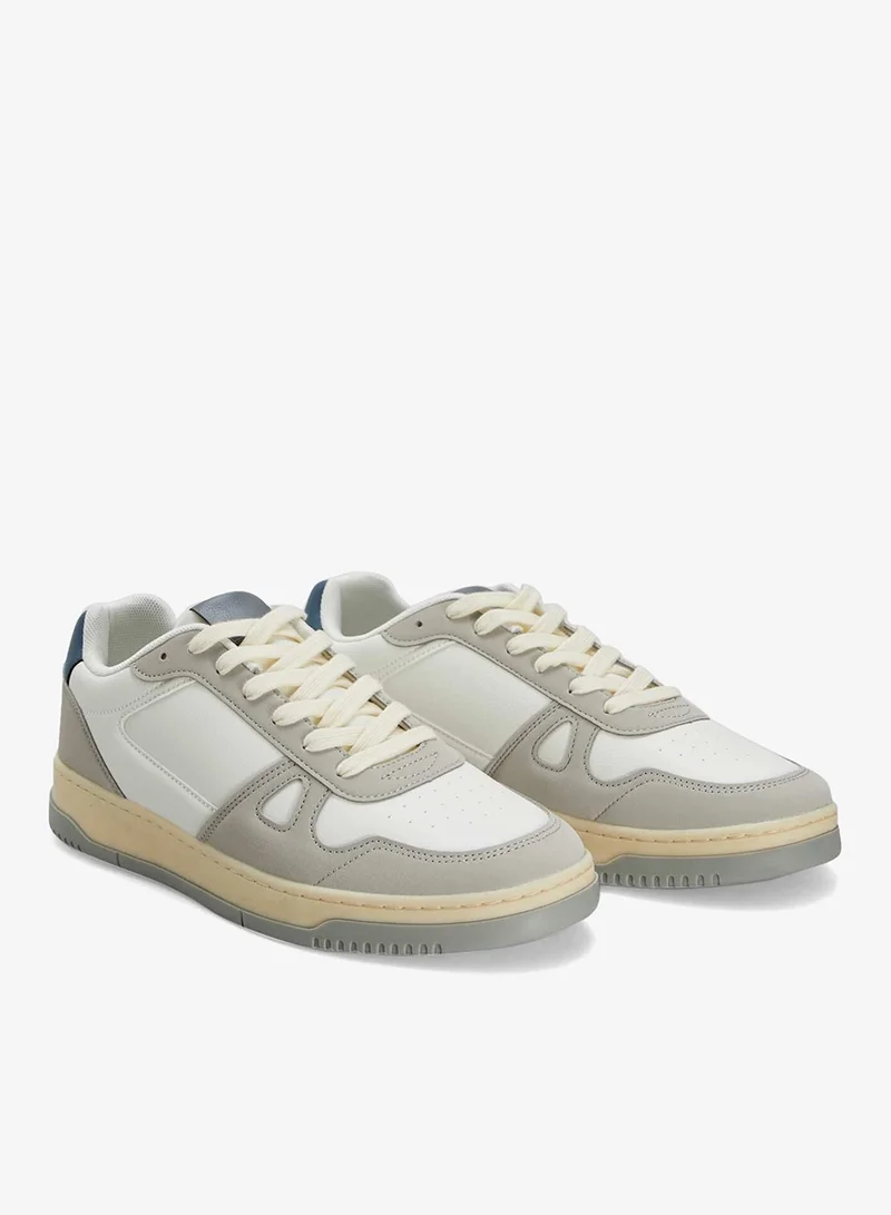 Low-Top Trainers White