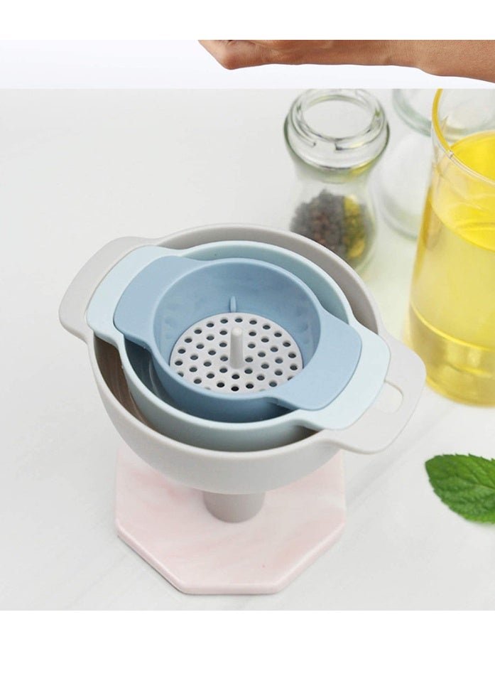 هومستر قمع متعدد الوظائف 4 في 1، مع فلاتر مصفاة، مجموعة قمع بلاستيكي للمطبخ لصلصة الصويا والزيت، فتحة معلق للتخزين السهل، زوايا تعبئة، فم عريض مع فلاتر مصفاة، مثالي للتصفية ونقل الفاصوليا، أزرق/رمادي، 12.8*11 سم - Image 3