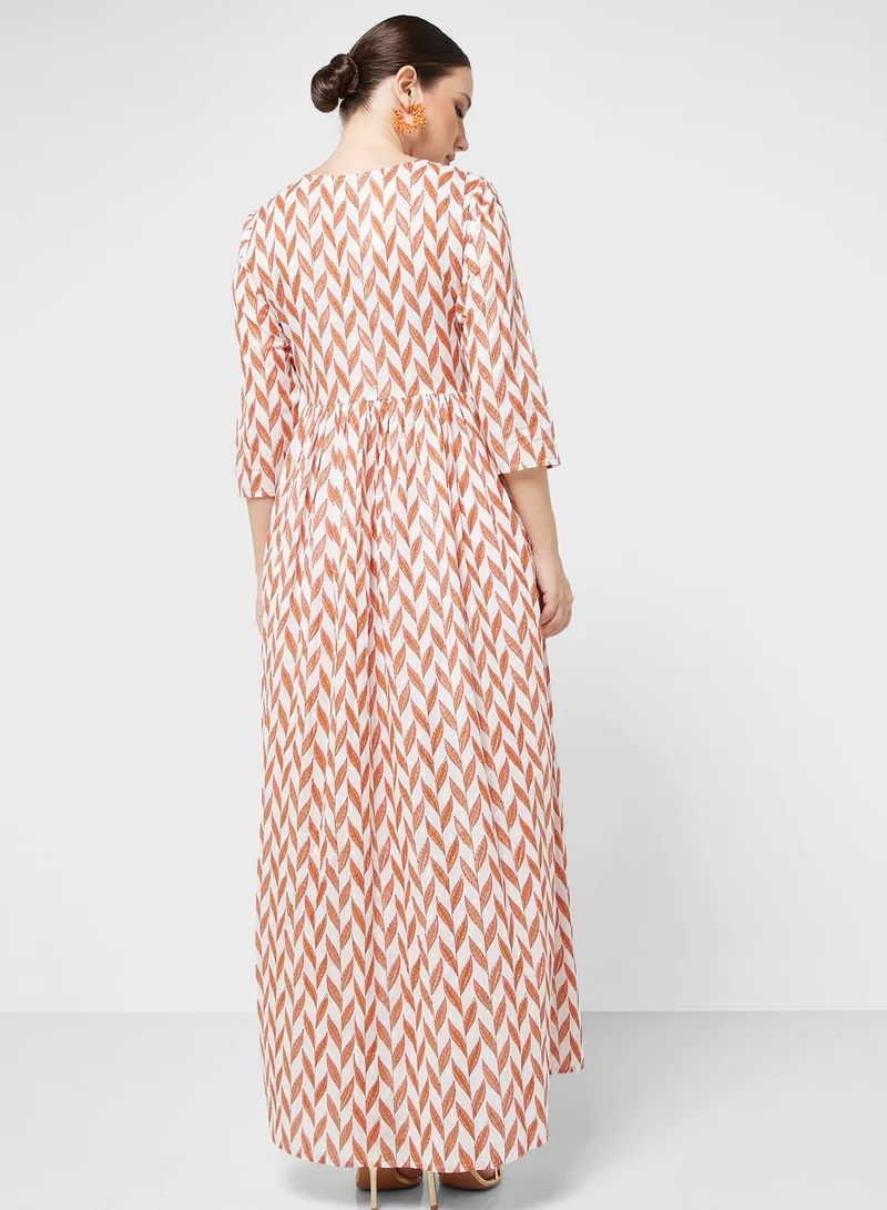 ARABIAN CLOSET Embroidered Crew Neck Jalabiya