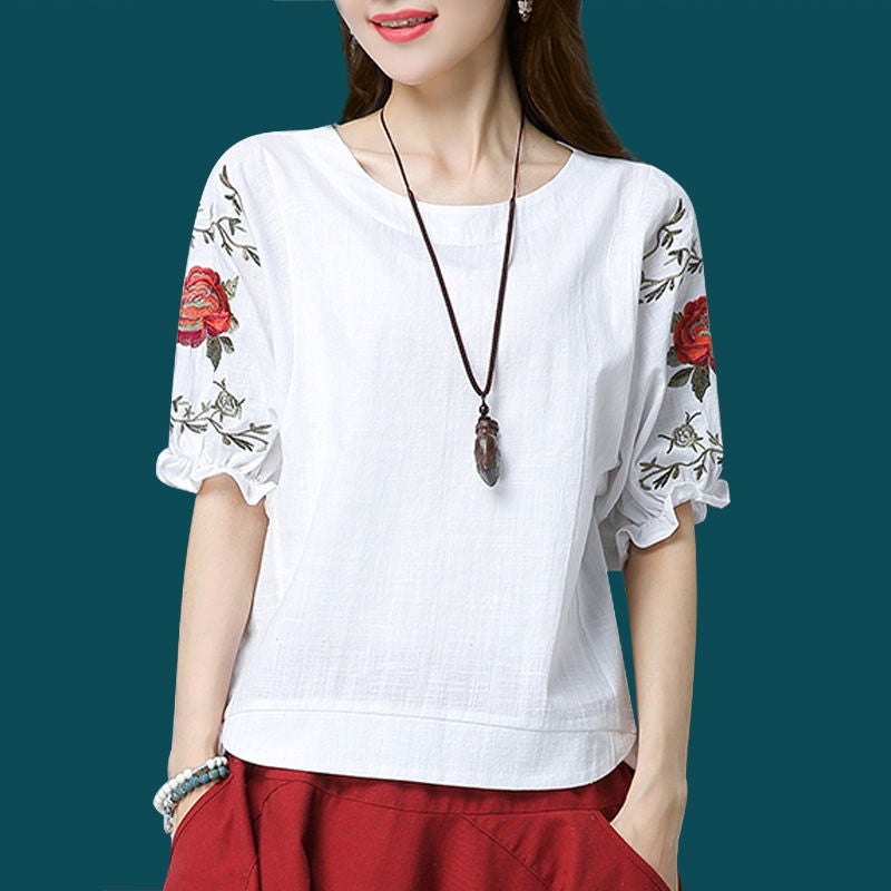 M~4Xl Plus Size Mother'S Wear Korean Style Literary Embroidered Top Short-Sleeved T-Shirt Women'S Slim Bottoming Shirt Trbottomy - Image 1