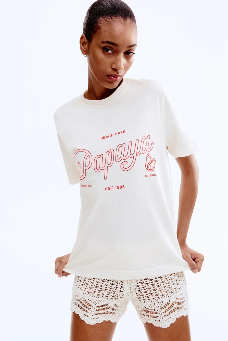 اتش اند ام تي-شيرت بتصميم مطبوع