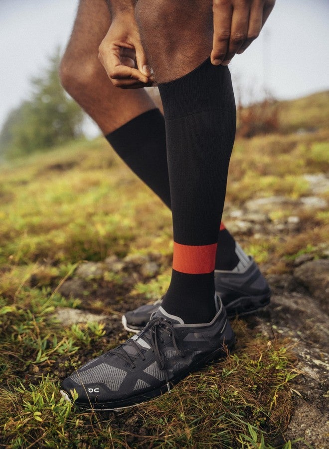 فلايك جوارب ضغط للجري للرجال من فالك، لون أسود مختلط، مقاس 9.5-12 - Image 2