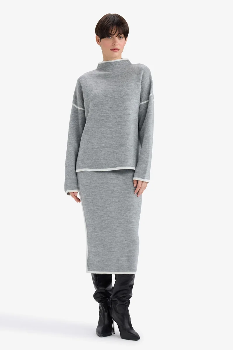 ديفاكتو Oversize Fit Half Turtleneck Knitwear Pullover