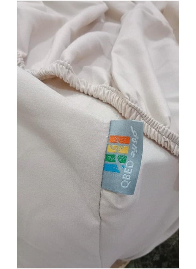 QBED Plain Fitted Sheet Set of 3 for Hotels Homes Touristic Villages Beige  - Image 3