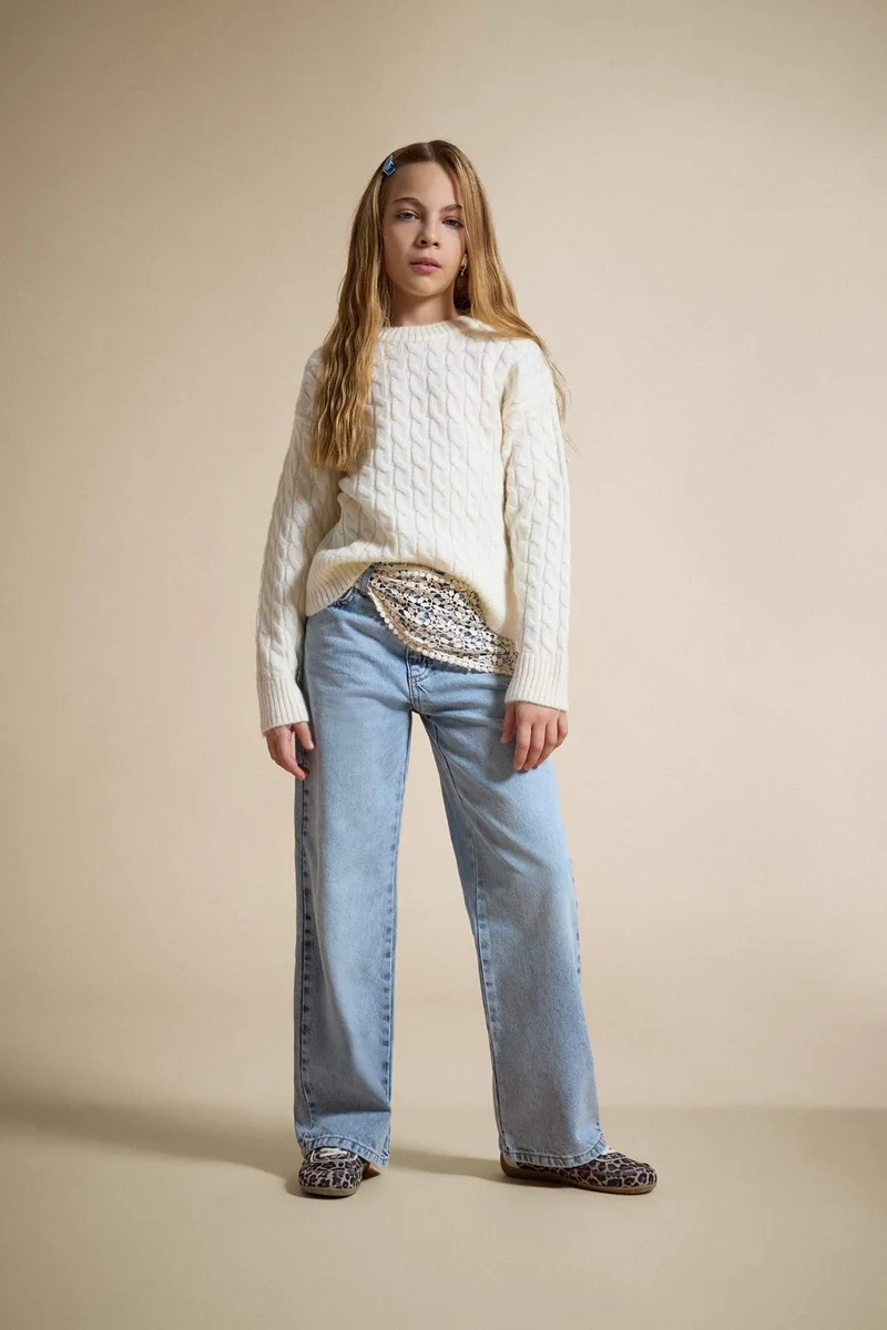 ديفاكتو Girl Regular Fit Crew Neck Knit Pullover