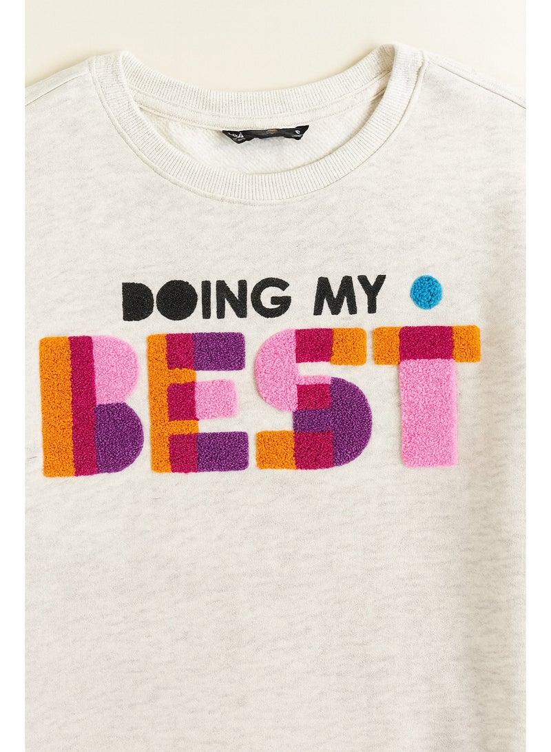 جورج سويتشرت أطفال قطن رمادي فاتح بطباعة DOING MY BEST، خامة ناعمة ومريحة ومناسب للاستخدام اليومي والمدرسة. - Image 5
