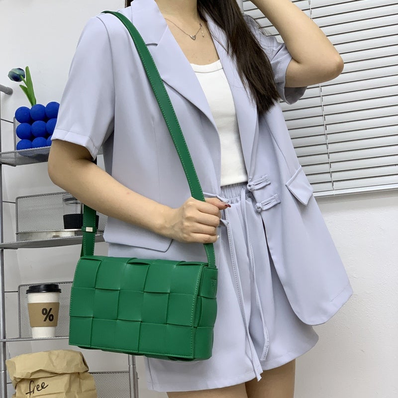 24 New Woven Mahjong Bag Casual Casual Easiest For Match Shoulder Bag Fashionable Cowhide Tofu Bag Large Capacity Pillow Bag - Image 2