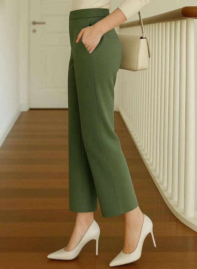 ساسافراس بنطلون نسائي أخضر زيتوني بقصة مستقيمة