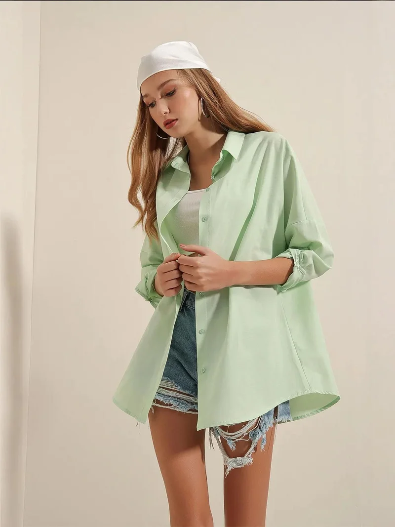 بيغ دارت قميص بأزرار وأكمام طويلة كبير الحجم من