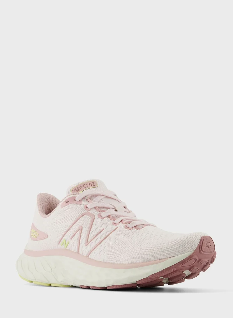 New Balance Evoz Running Shoes
