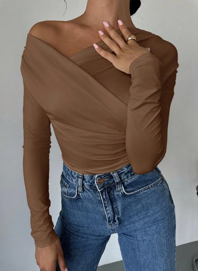 تايك تو Women's Solid Irregular Neck Long Sleeve Off-shoulder Top
