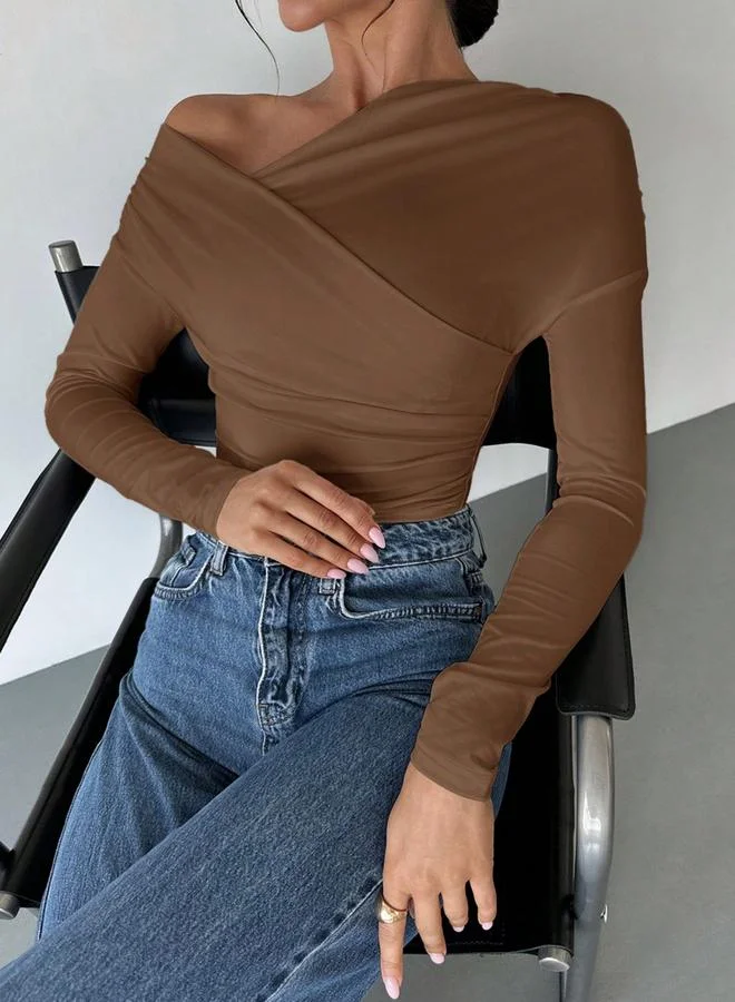 تايك تو Women's Solid Irregular Neck Long Sleeve Off-shoulder Top