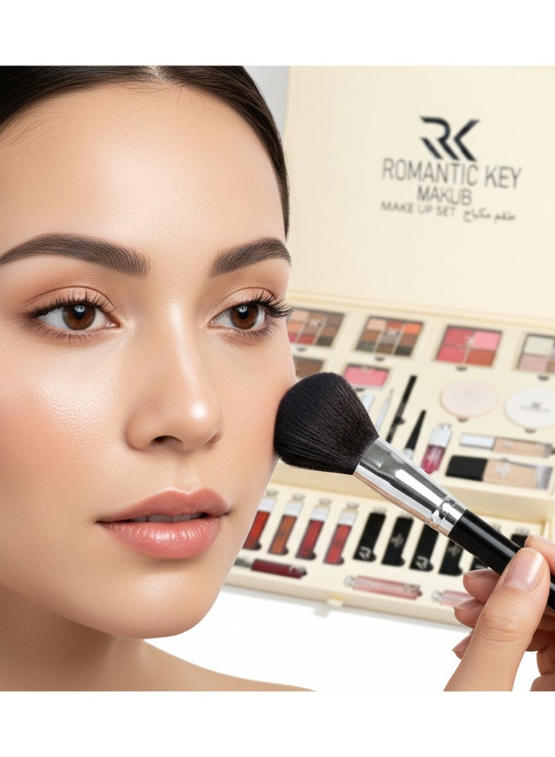 Romantic Key Makeup Kit - Image 3