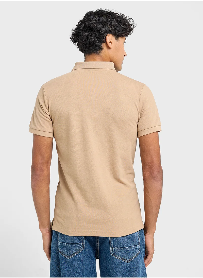 سفنتي فايف Essential Polo Shirt