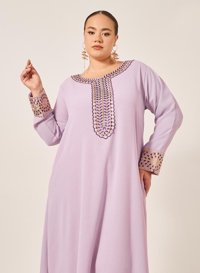 أميرة جلابية بمقاس كبير وياقة دائرية - Image 3