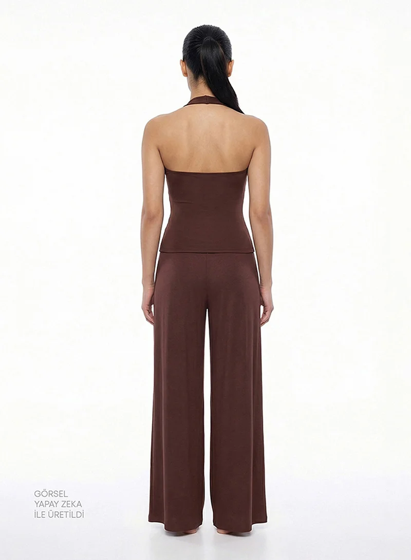 بنتي Women's Halter Top - Brown