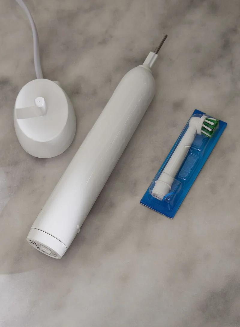 Oral-B D305.513.1 Pro 1 1000 Rechargeable Electric Toothbrush