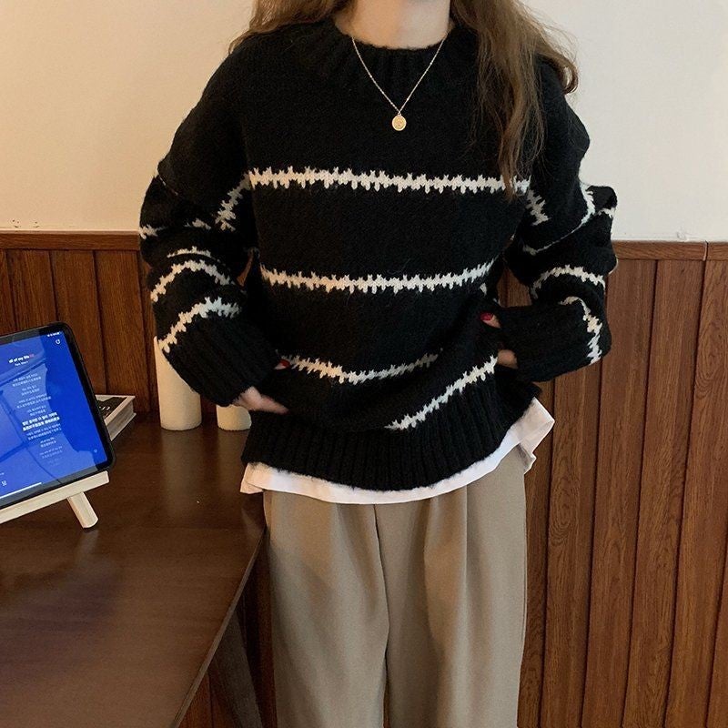 Vintage Japanese Style Laid-back Loose Sweater Womens Thickened Autumn and Winter 2024 New Long-sleeved Striped Mock Collar Sweater Khaki