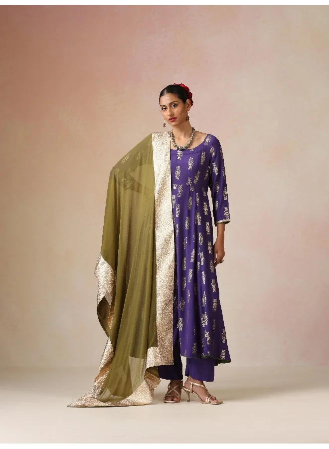 ترو برونز trueBrowns Purple Gold Foil Print Muslin Silk Anarkali Kurta Pants Dupatta Set