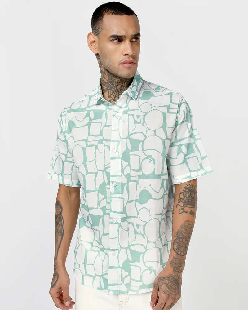 بيواكوف Men's Off White & Sage Green All Over Printed Oversized Shirt