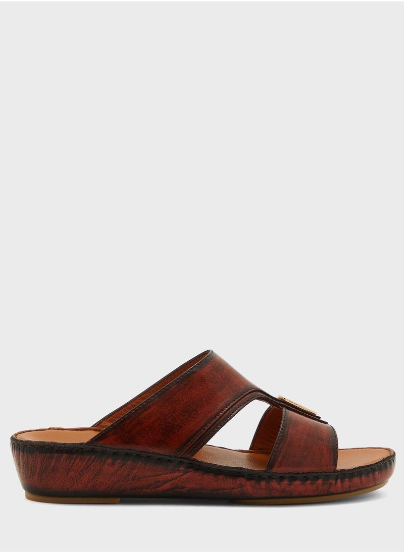 Posh La Vie Elegant Arabic Sandals  - Image 1