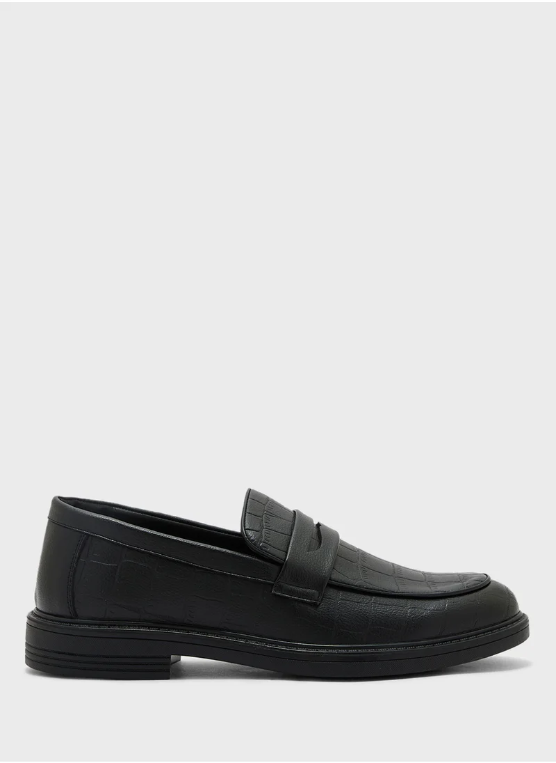 روبرت وود Croc Emboss Detail Formal Slip Ons
