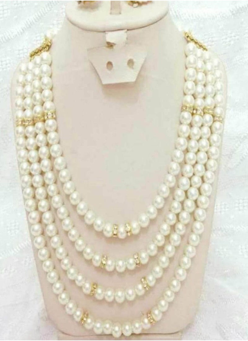 Generic Women necklace of off white pearls & diamond lobes golden 