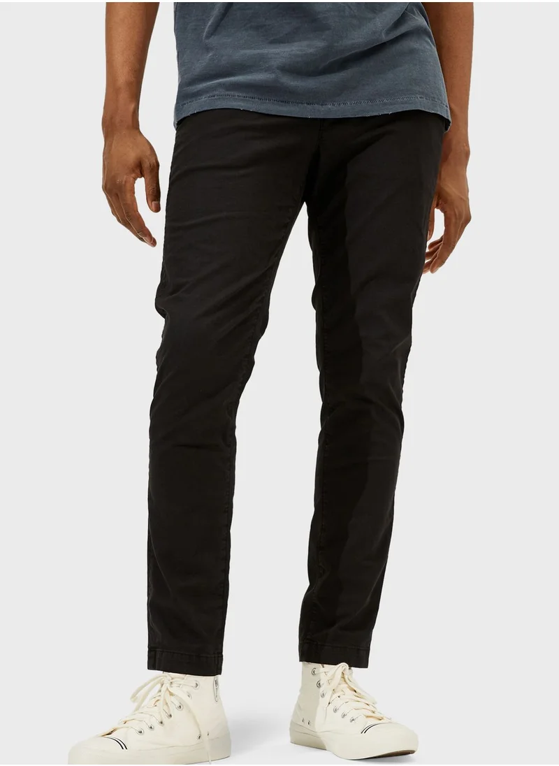 American Eagle Essential Skinny Fit Chinos